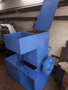 DIVINE MACHINERY SOLUTION Trituradora de Plástico Industrial Automática de Alta Resistencia / Bajo/Ruido Alto / Capacidad de 200 kg/h / 440V - Product Image 5