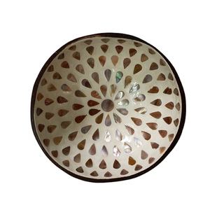 Produits écologiques 2022 Bol de noix de coco coquillage de haute qualité Ensemble de couverts de cuisine pour la décoration Fabriqué au Vietnam - Product Image 1