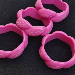 Bracelets en résine époxy de haute qualité faits à la main pour femmes, finition brillante élégante, légers, imperméables, bijoux de mode pour la remise des diplômes - Product Image 4