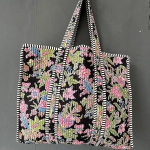 Bolsa de Mano Acolchada de Algodón con Estampado a Mano, Bolsa Ecológica - Product Image 3