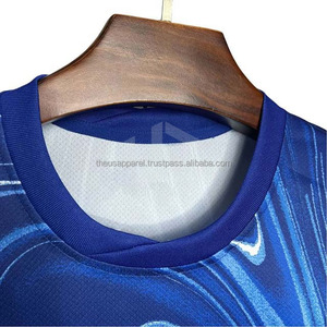 Maillots de football à manches courtes en polyester et élasthanne 100 % avec impression par sublimation, dernier design, nouvelle collection, vêtements de sport, tenue de football - Product Image 3