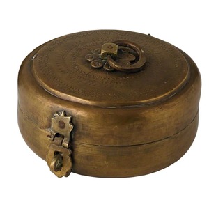Boîte à bijoux ronde en cuivre avec couvercle, design sculpté oriental, 1 couche de rangement pour bijoux - Product Image 3