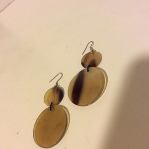 Pendientes de cuerno de búfalo de alta calidad, pendientes de cuerno hechos a mano, joyería de cuerno, el mejor regalo, nuevo estilo, artesanía natural. - Product Image 3