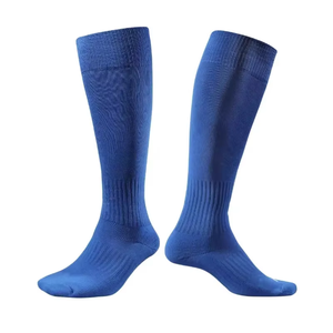 Chaussettes en tricot légères, texture lisse, tissu élastique, ajustement confortable, accessoire vestimentaire pour un usage quotidien - Product Image 4