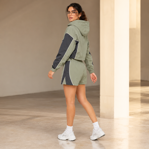 Ensemble coupe-vent personnalisé pour femme en polyester, coque en nylon, fermeture éclair intégrale, séchage rapide, logo personnalisé, fabricant OEM - Product Image 2