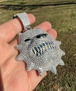 Pendentif Hip Hop plaqué or blanc avec diamant, finition argentée et détails inspirés de la mode brillante - Product Image 4