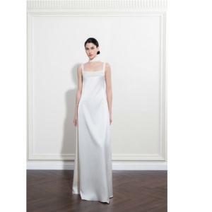 Vestido Casual para Mujer con MOQ Bajo, ORIEL DRAPELESS DRESS MISSION SATIN, 89% Triacetato, 11% Poliéster, Corte en A, Vestidos Casuales de Verano para Mujer - Product Image 3