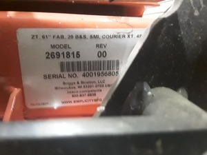 เครื่องตัดหญ้าแบบ Zero Turn รุ่น COURIER XT ปี 2016 รุ่น Z232471 อุปกรณ์พรีเมียมพร้อมส่งออก - Product Image 5