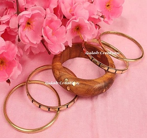 สร้อยข้อมือจิวเวลรี่โทนสีทองทำด้วยมือสำหรับผู้หญิงทำจากไม้ลวดลายสวยงามหลากหลายดีไซน์กำไลทองเหลืองกำไลข้อมือแฟชั่น - Product Image 4