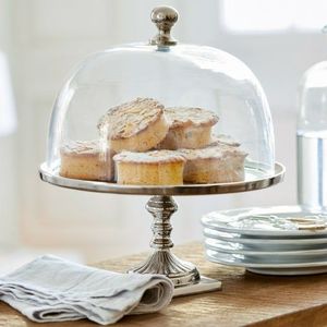 Elegante Soporte para Servir Postres con Construcción Metálica y Cubierta de Cristal para Restaurantes, Hoteles y Cafeterías - Product Image 1