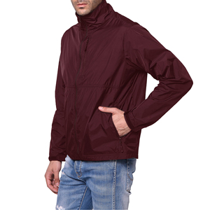 Fabricante de Chaquetas Impermeables y Cortavientos Personalizadas, Ropa de Exterior, Chaqueta con Capucha para Hombre para Uso en Invierno - Product Image 4