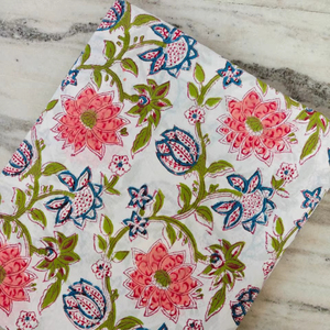 Tela india estampada a mano, hermosa tela decorativa hecha a mano con estampado floral, tela de algodón para confección de vestidos, textiles para el hogar, estampado personalizado - Product Image 1