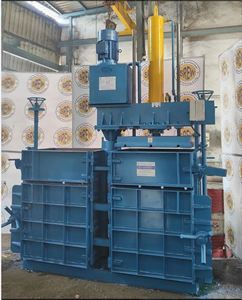 Presse à balles de ferraille de 40 tonnes, haute productivité, en acier au carbone, motorisée - Product Image 6