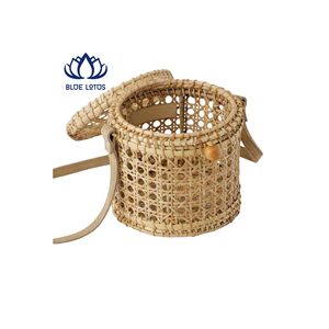BOLSO DE MANO DE RATÁN Y VIEGRA BLUE LOTUS DE ALTA CALIDAD, MÁS VENDIDO |   Forro de PVC con Cierre de Cremallera Tejido a Mano Sostenible para Viajes de Mujeres - Product Image 1