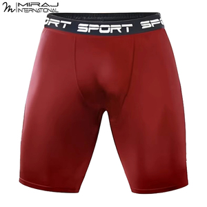 Ensemble de sous-vêtements de compression haute performance pour homme, tissu respirant, ensemble t-shirt et short pour la musculation - Product Image 4