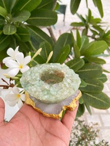 Porte-bougie en cristal de jade vert naturel |   Support de bougie en pierre précieuse à bord doré |   Décoration d'intérieur faite à la main |   Fournisseur en gros - Product Image 2