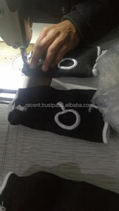 Gants de boxe rembourrés avec gel interne et bandages longs élastiques pour la boxe, le MMA et le Muay Thai - Product Image 6