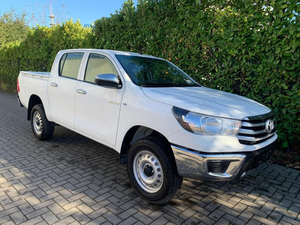 Pick-up 4x4 Diesel Turbo d'occasion 2024 pour Hilux Revo, conduite à gauche, sièges foncés - Product Image 6