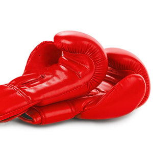 Gants de boxe en cuir blanc, noir et rouge personnalisables avec fermeture Velcro pour l'entraînement des adultes - Product Image 3