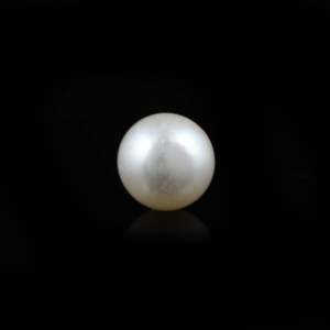 Natural White Freshwater Coin Pearl Loose Gemstone 5.15 Carat for Fine Jewelry - Product Image 1