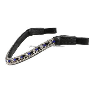 Bande de front de cheval en cuir de qualité supérieure noire incurvée profonde faite à la main, décorée de 3 rangées de cristaux bleus et clairs - Product Image 5