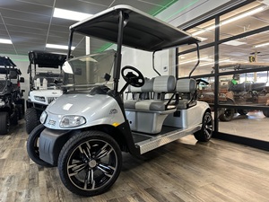 รถกอล์ฟไฟฟ้า EZGO RXV ปี 2026 แบบ 4 ล้อ ขับเคลื่อนด้วยแบตเตอรี่ 4 ที่นั่ง รถกอล์ฟบั๊กกี้ แบตเตอรี่ลิเธียม ได้รับการรับรองมาตรฐาน GCC เหมาะสำหรับรีสอร์ทกอล์ฟ - Product Image 6