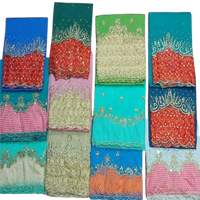 Nouvel Arrivage Qualité Supérieure Dernière Mode Sous-jupe Somalienne en Tissu Satin Gorgura Lourd avec Broderie de Pierres et Motifs Floraux Intricats en Filet