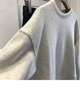 เสื้อยืดผู้หญิงสั่งทำจำนวนมาก ผ้าฝ้ายพรีเมียม เสื้อยืดลำลองใส่สบาย ผู้ผลิตเสื้อผ้าขายส่ง เสื้อผ้าผู้หญิงสำหรับฤดูใบไม้ร่วง - Product Image 3