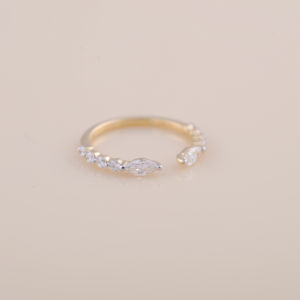 Anillo Abierto con Diamantes Cultivados en Laboratorio de Corte Marquise y Redondo de 0.47CT |   Anillo ajustable de oro rosa, amarillo y blanco de 14 quilates con diamantes - Product Image 1