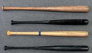 Venta al por mayor a granel bates de béisbol de madera de alta calidad Madera personalizada con logotipo personalizado y mango de agarre - Product Image 6