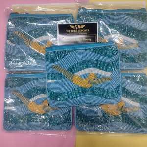 Monedero de cuentas hecho a mano con diseño de nadadora, bolsa con cremallera temática de playa, bolso de mano con cuentas de chica nadadora, mini bolsa de cosméticos, cartera - Product Image 3