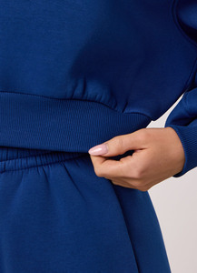 Ensemble survêtement femme personnalisé OEM bleu, sweat-shirt court et short, en coton mélangé respirant, vente en gros - Product Image 6