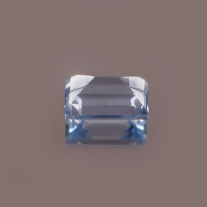 Aigue-marine bleue naturelle taille émeraude facettée 2,00 carats, pierre précieuse lâche certifiée par un tiers pour la fabrication de bijoux de Zubeda Gems - Product Image 1
