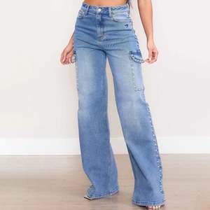 Experimente una calidad de tela superior y una artesanía elegante en estas jeans de mezclilla para mujer, diseñados para uso diario. - Product Image 3
