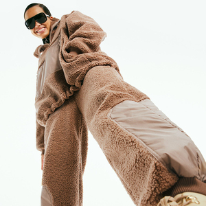 Pantalones Jogger de Mujer de Algodón Ecológico con Corte Bootcut, Lavados, de Cintura Media, Cierre de Cremallera, Ajuste Regular, Largura hasta la Rodilla, Ideales para Invierno y Uso Casual - Product Image 3