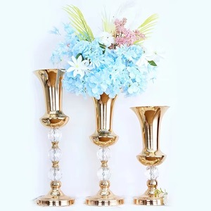 Vase à fleurs en aluminium glamour avec perles de cristal, vase décoratif pour table, centre de table de mariage, haute qualité - Product Image 6