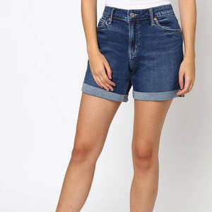 Shorts en jean pour femme à taille haute, déchirés, avec poches boutonnées, très demandés - Product Image 1
