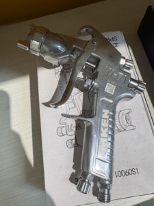 Pistolet à peinture industriel RIKEN W-71 en acier pour revêtement métallique automobile - Product Image 5