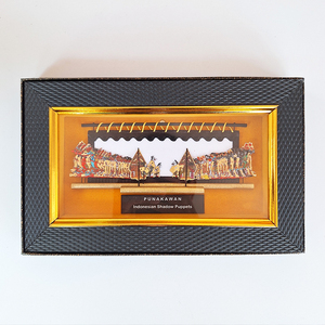 Marionetas de Sombra de Cuero Punakawan Indonesias Hechas a Mano, Caja de Sombra con Marco, Obra de Arte Cultural Tradicional, Decoración de Mesa de Oficina - Product Image 1