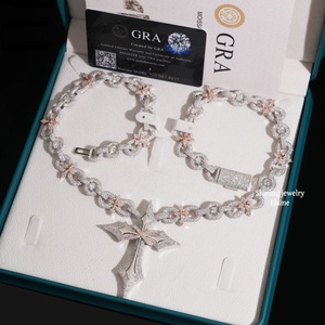 Collar de Lujo con Colgante de Cruz de Moissanita Iced Out, Joyería Hip Hop, Collar llamativo con Apariencia de Diamante VVS, Brillante - Product Image 4