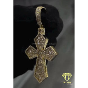 Pendentif Croix Iced Out avec Diamant de Laboratoire en Argent Sterling 925 Plaqué Or Jaune, Bijou Hip Hop de Luxe - Product Image 2