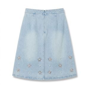 Falda Midi de Mezclilla para Mujer al por Mayor, Mezclilla Rígida, Bolsillos Utilitarios, Producción Personalizada, Suministro Directo de Fábrica al por Mayor - Product Image 4