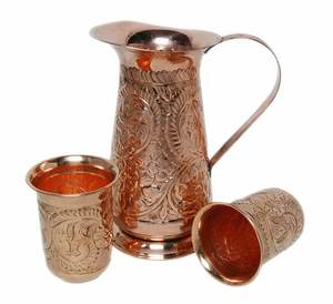 Pichet élégant en cuivre pour servir les boissons avec poignée en laiton, carafe à eau de qualité supérieure pour hôtels, restaurants, traiteurs, fournitures de vaisselle - Product Image 4