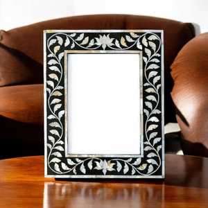 Handmade <b>Black</b> Mother of Pearl Inlay Photo <b>Frame</b> – Floral Vine Design - Product Image 4