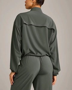 Ensemble coupe-vent imperméable et respirant pour femme, hiver, deux pièces, veste à capuche entièrement zippée, pantalon de jogging, grande taille, pour l'extérieur - Product Image 6