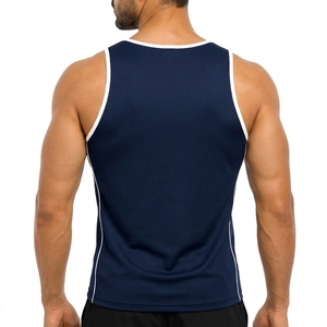 Débardeurs de sport pour hommes élégants, souples et polyvalents, pour l'entraînement rapide et la course à pied, avec contrôle de la forme, ajustement doux, qualité et confort. - Product Image 5