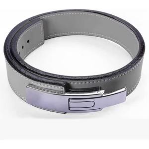 Cinturón de Levantamiento de Pesas de Cuero Resistente Personalizado OEM de 10 mm y 13 mm con Hebilla de Palanca de Acero para Soporte en Sentadillas y Entrenamiento de Levantamiento de Pesas en el Gimnasio - Product Image 3