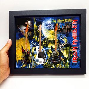 Marco Musical Iron Maiden de 15.7 x 14.5 Pulgadas con Guitarra y Caja de Sombra de Vidrio para Regalos Musicales y Souvenirs - Product Image 4