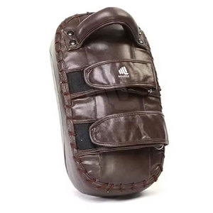 Escudo de Boxeo Protector y Cómodo, Diseño 2026, Cuero Genuino de Alta Calidad, Ecológico, Transpirable y Personalizable - Product Image 4