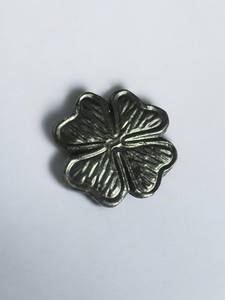 Bouton d'armoire décoratif en fer à fleurs avec revêtement en poudre noir Poignée de tiroir Quincaillerie de meuble rustique vintage 1.75 pouces - Product Image 2